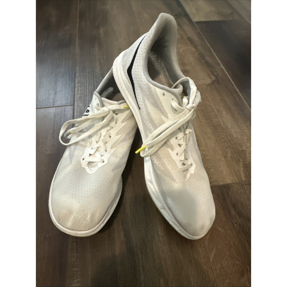 Hoka One‎ One Unisex Crescendo MD Running Shoes, Men's 9 / women's 10.5 US